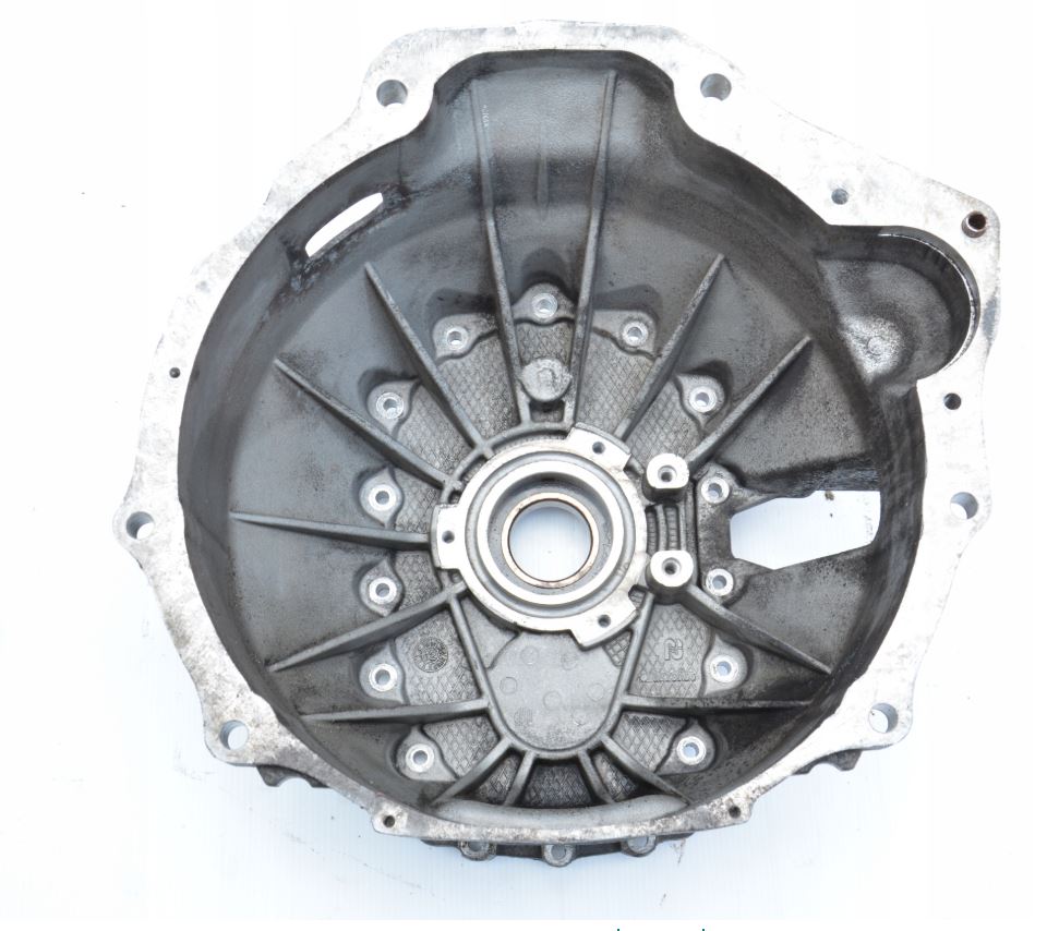 Predn� obal prevodovky 2 DAILY