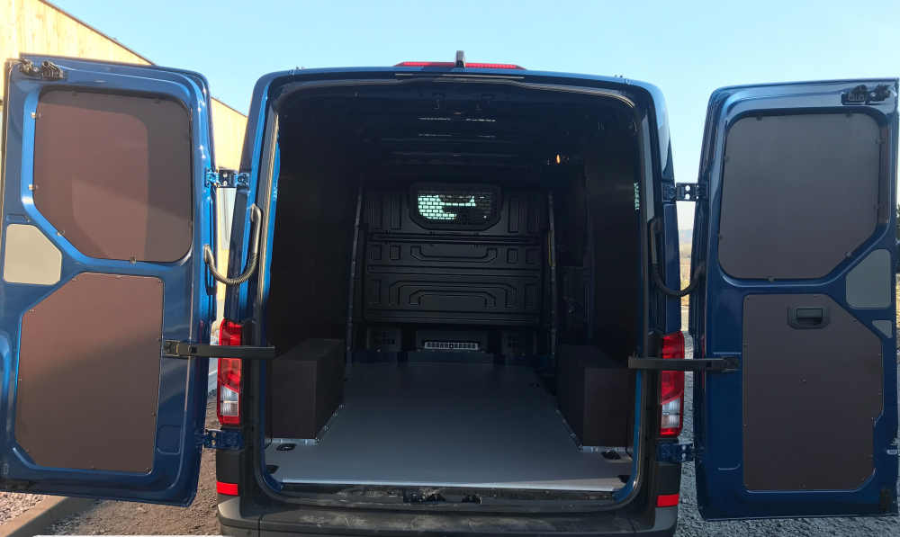 Vn�torn� oblo�enia n�kladov�ho priestoru L3H2  VW CRAFTER - / MAN TGE 2017--