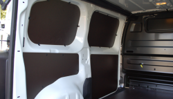 Vntorn obloenia nklad.priestoru L1 - Citroen Jumpy, Peugeot Expert (L1 r.v. 2016-), Toyota Proace (City r.v. 2016-) (Dka 2162 mm)